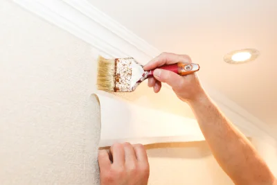 Pose de papier peint à Chenonceaux — revêtements muraux et toiles de verre